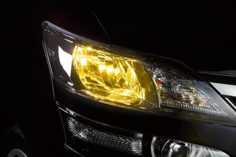 BD335 イエローパワー2300K H3 55W | カーメイト 公式オンラインストア本店