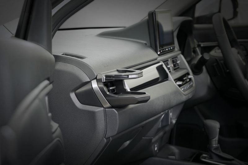 NZ886K WR-V専用 ドリンクホルダー 助手席用 | カーメイト 公式