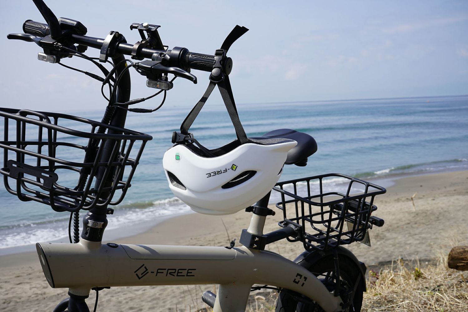 カーメイト BE553 e-FREE ヘルメット 01 ホワイト carmate